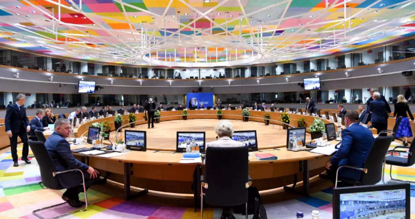 Σύνοδος ΕΕ: Η οικονομία σε πρώτο πλάνο – Επιστολή Μητσοτάκη, 7 ηγετών: Ζητούν αύξηση πόρων για τις επιπτώσεις της κλιματικής αλλαγής